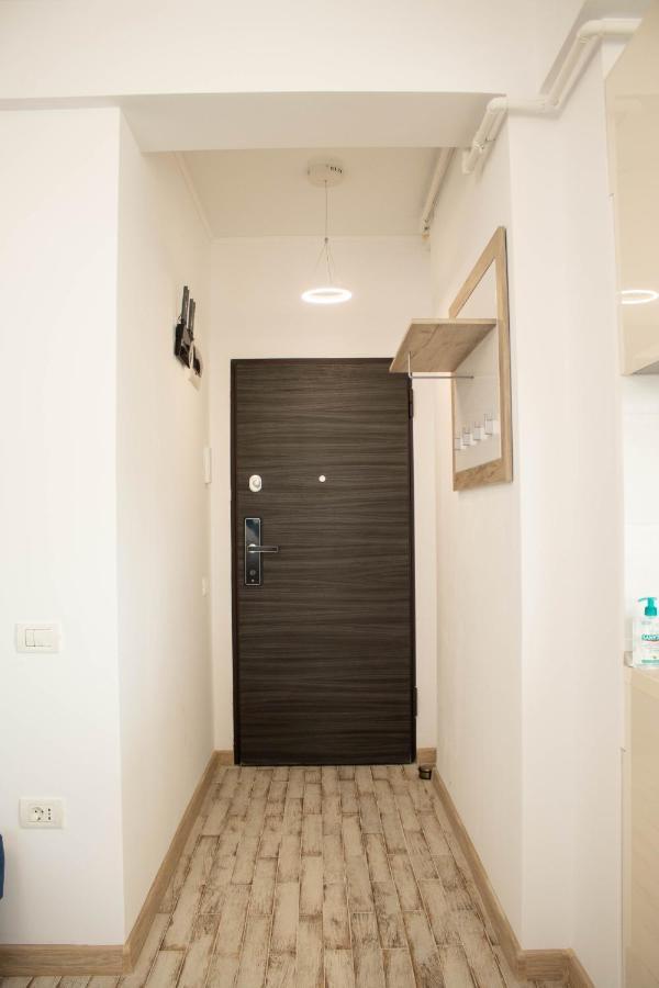 Yzza Apartament Năvodari Exterior foto